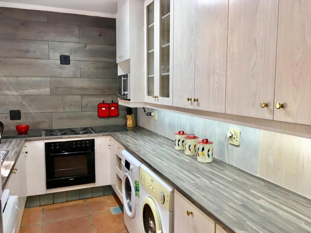 דירות פורט אדוארד 19 Montego Bay Caribbean Estate מראה חיצוני תמונה